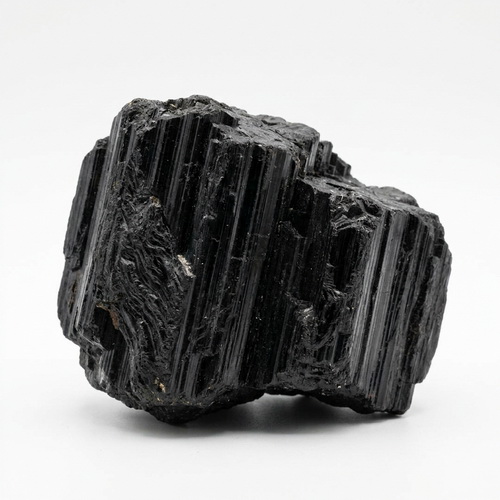 แบล็กทัวร์มาลีนดิบ ผลึกดำสนิทมีเส้น Striations — Amethez Crystal Atlas